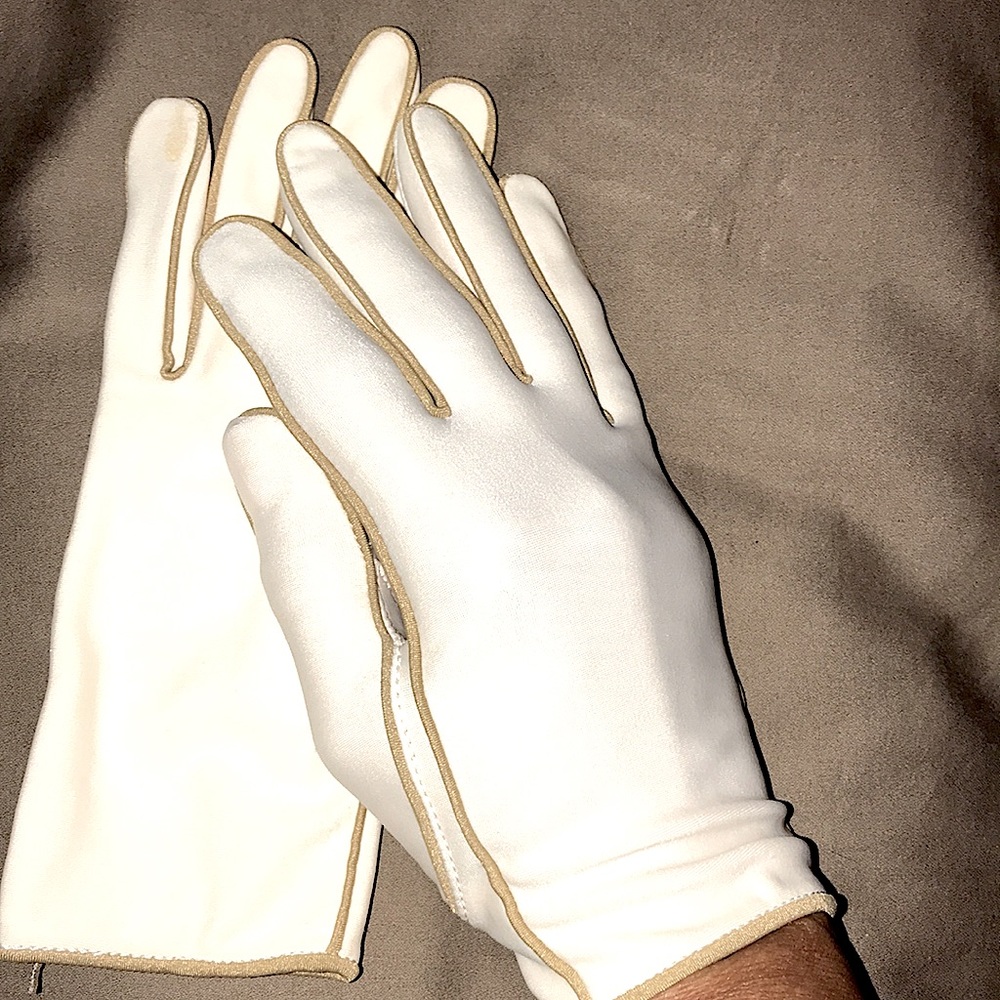 Vintage Gloves - Isotoner for Hands Beautiful by Aris